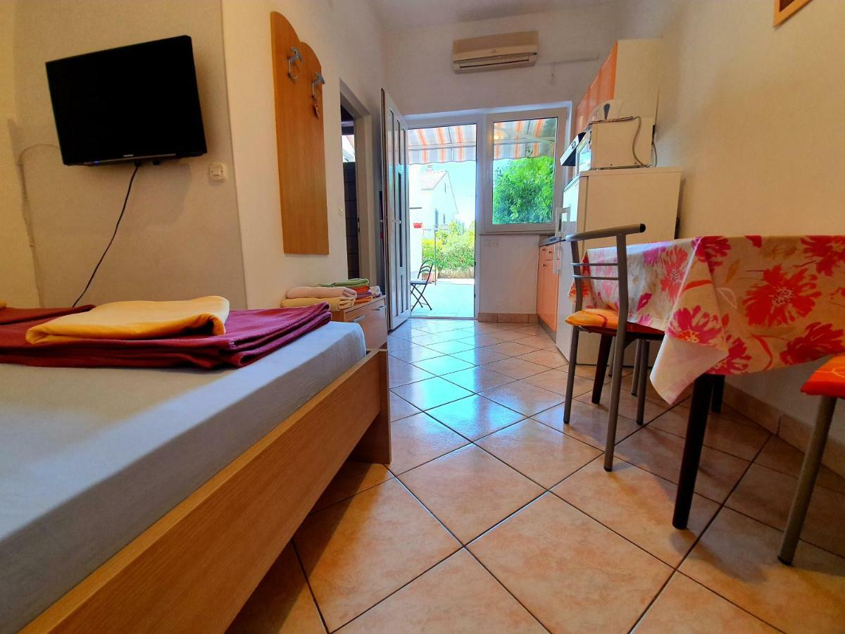 Apartmani Andreja Dramalj Ngoại thất bức ảnh