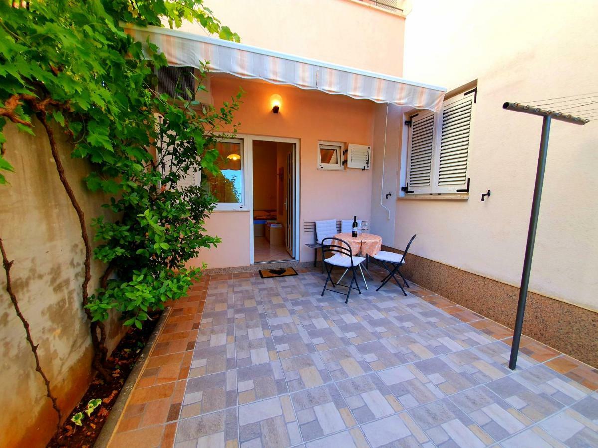 Apartmani Andreja Dramalj Ngoại thất bức ảnh